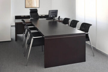 Decent office